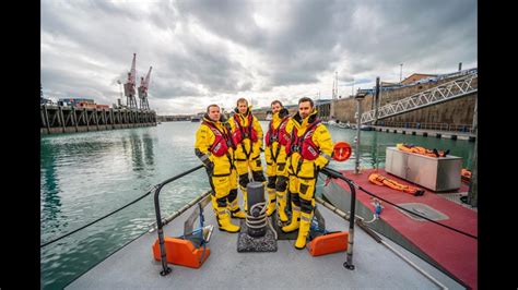 rnli crew clothing.